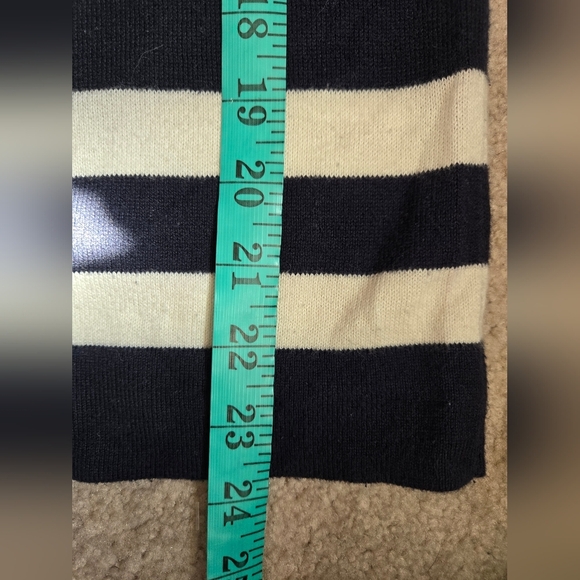 J. CREW Navy And White Striped Cotton Top With Sleeping Koala Bear. Size XS - Picture 9 of 9